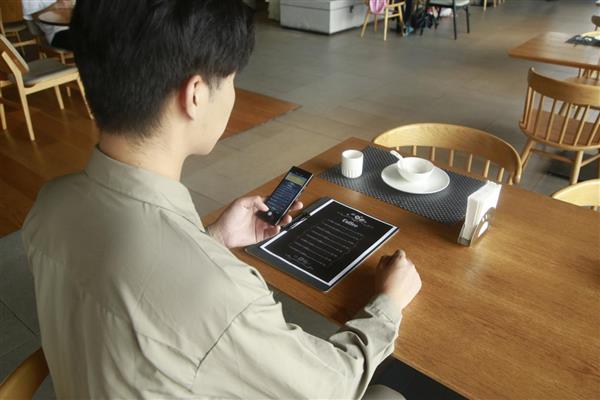 AI翻譯機(jī)標(biāo)準(zhǔn)再升級(jí) 訊飛翻譯機(jī)4.0助你有效解決“跨國(guó)溝通”問題